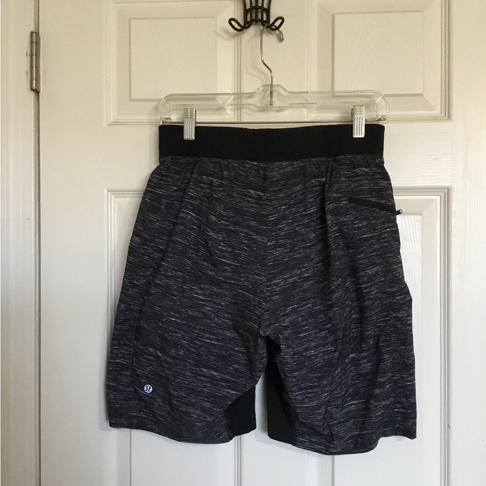 Lululemon Athletic Shorts Mens small Heathered Drawstring Lined